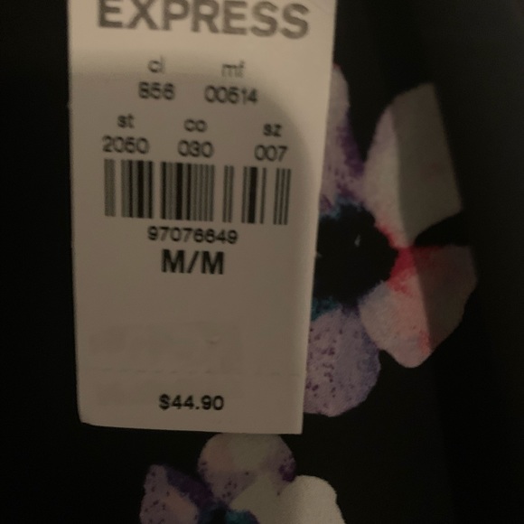 Express Top - Picture 2 of 3